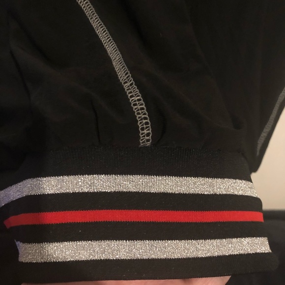 Zip up jacket with red and silver hem sz XXL - Picture 2 of 4